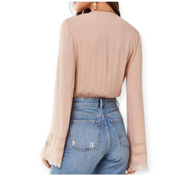 FOREVER 21 BLUSH LONG SLEEVE BODYSUIT SZ.S EUC. - Picture 2 of 6